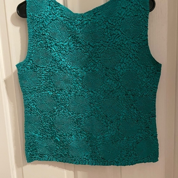 Tahari jacket and sleeveless top set, green, NWT, medium - Picture 6 of 8